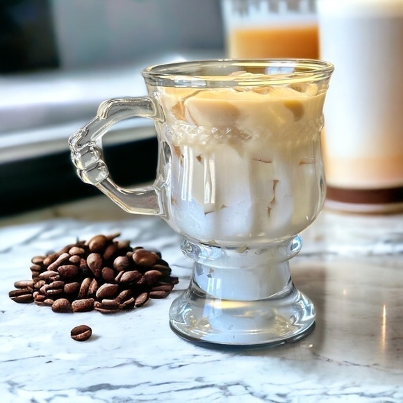 ⚠️SALE Candle // Caramel Macchiato Coffee Handmade Candle SEND OFFERS🥳 - Picture 6 of 7